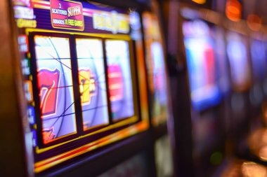 Live dealer roulette game